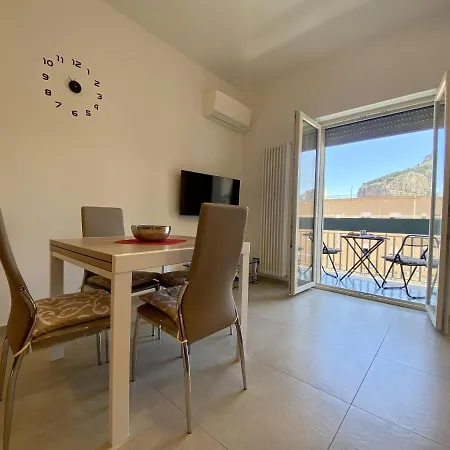 Bella House Apartament Cefalù